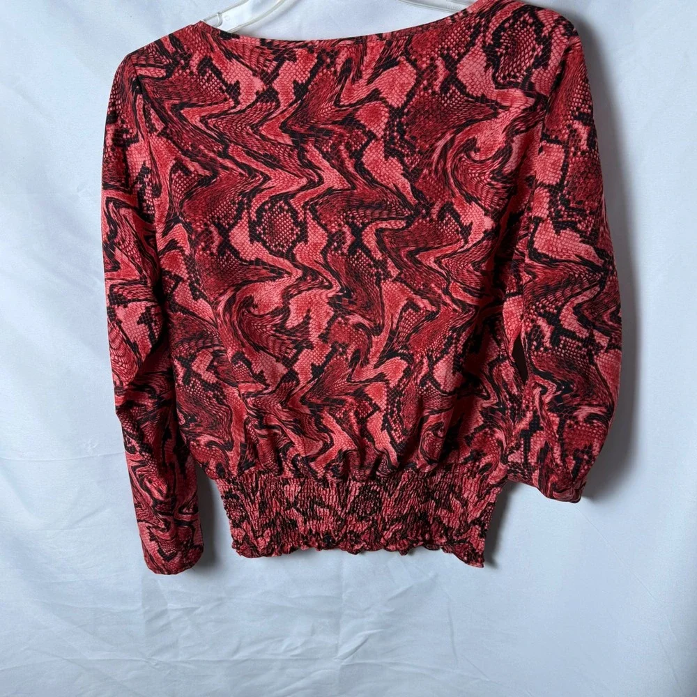 Michael Kors Womens Red Black Snake Print Long Sleeve Smocked Waist Blouse Top S